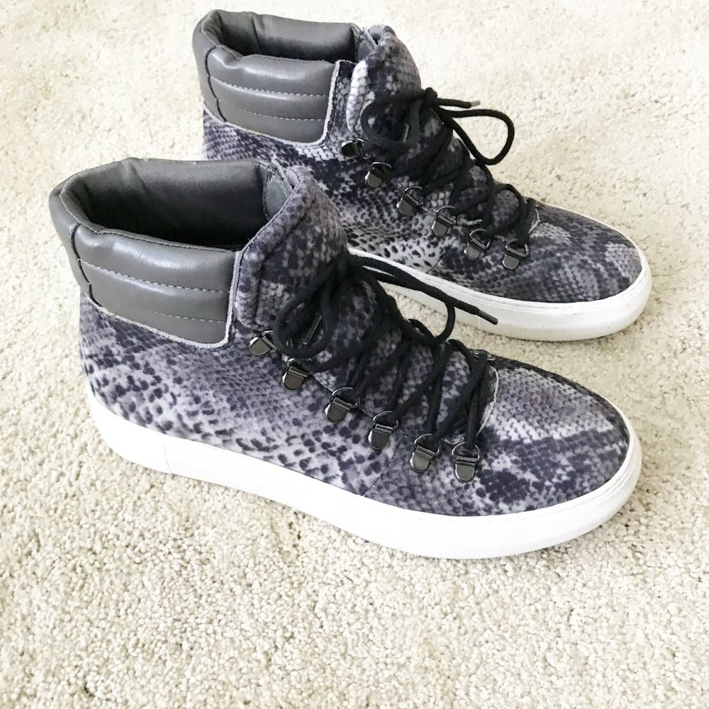 Madden Girl Work Boot Lace Sneakers Snake Print 9